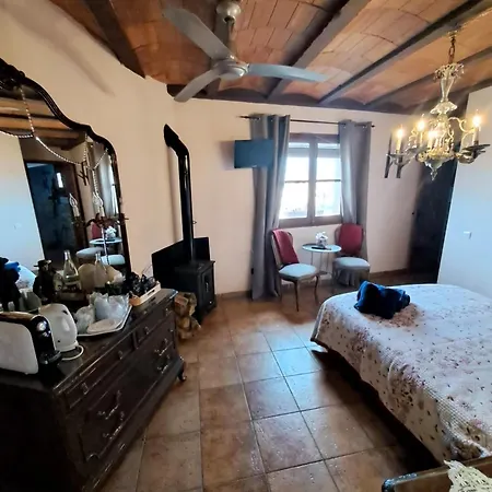 Ca La Serreta Penzion *